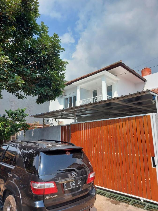 Jk House Bandung Βίλα Εξωτερικό φωτογραφία