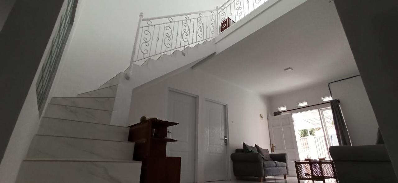 Jk House Bandung Βίλα Εξωτερικό φωτογραφία